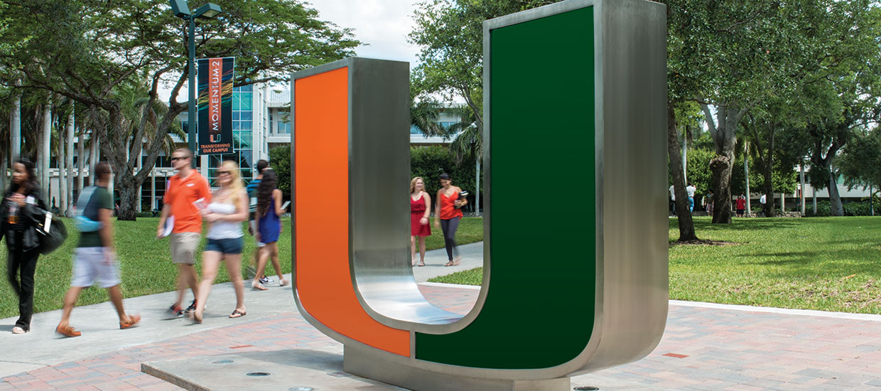 U_Statue_1240x550 U_Statue_1240x550